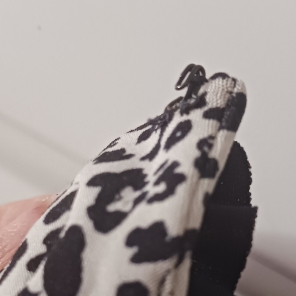 Julian Taylor New York/Size 16 Dress Set with Shrug Black Animal Print - Picture 6 of 6